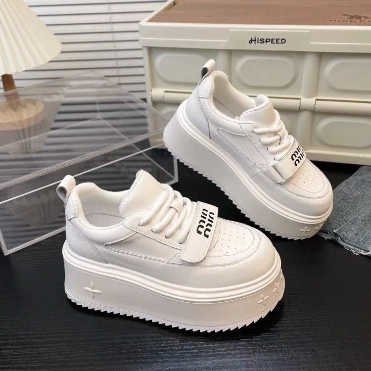 Сезон весна-осень 2024 новая спортивная обувь на толстой подошве женские модные