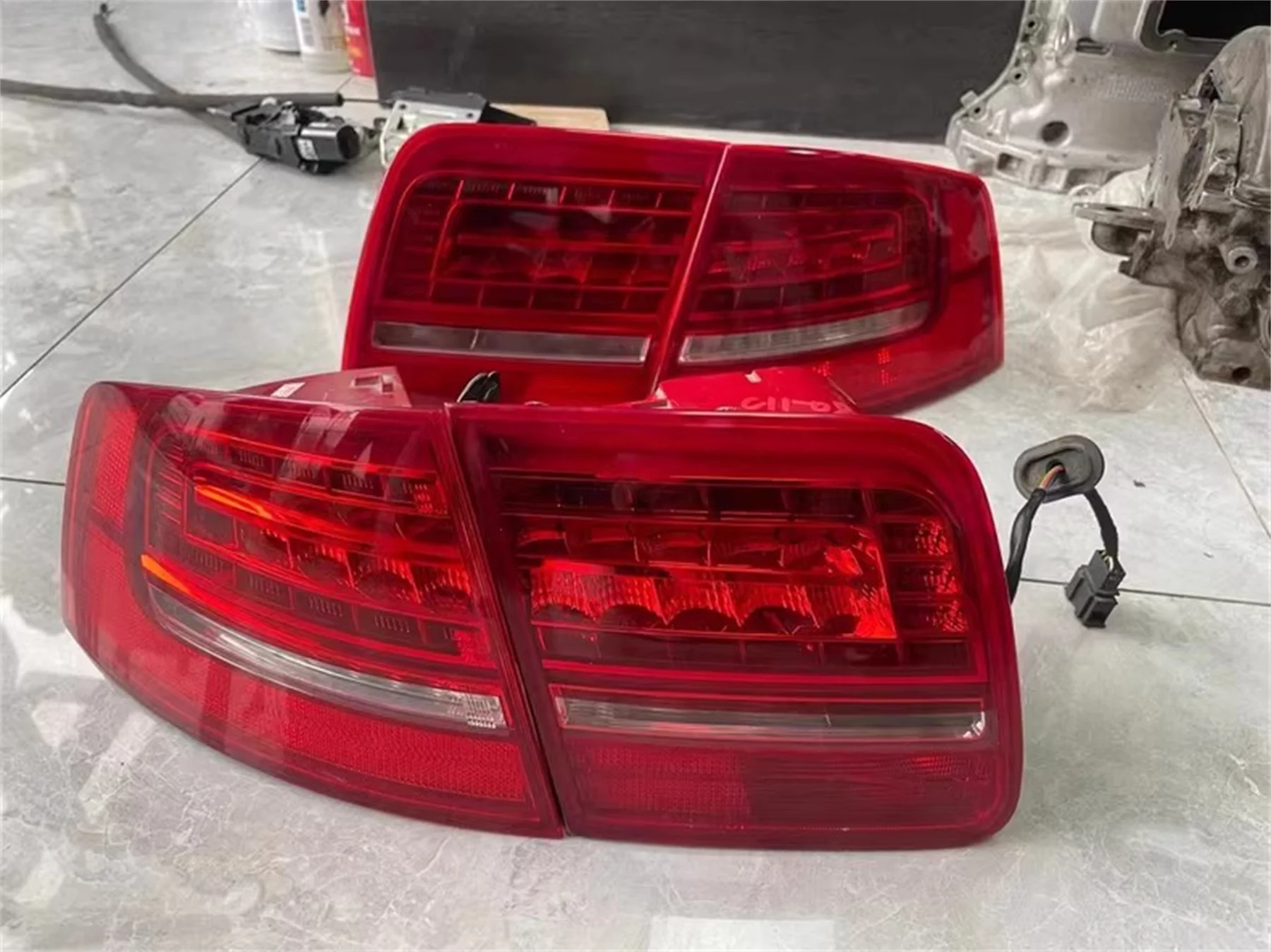 

4 шт. задний фонарь автомобиля для Audi A8 D3 05-10 стоп-сигнал указатель поворота фонарь заднего хода