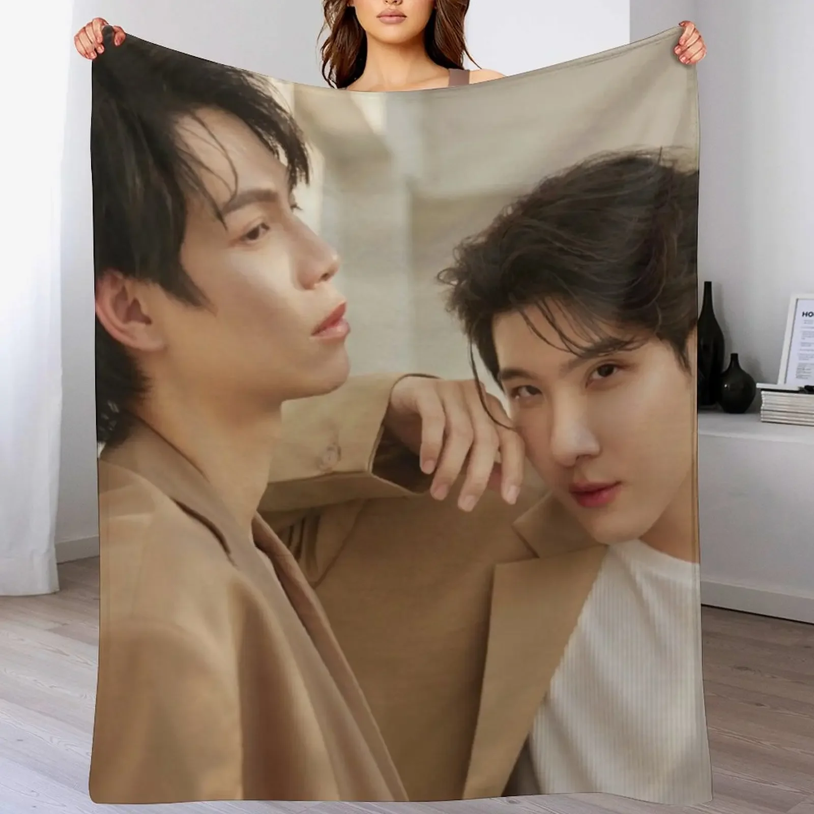 Одеяло для сна First Khaotung Only Friends BL SERIES