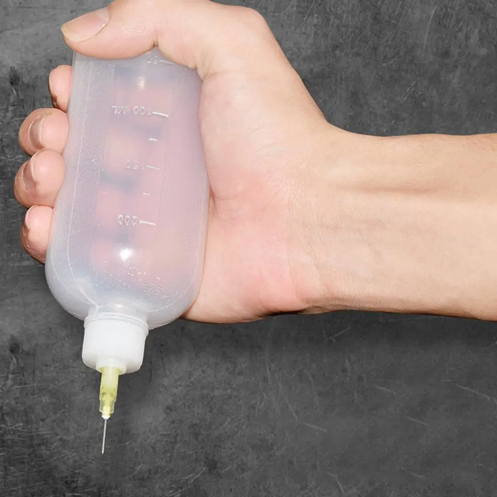 

Пластиковый аппликатор для спиртовых чернил, 200 мл