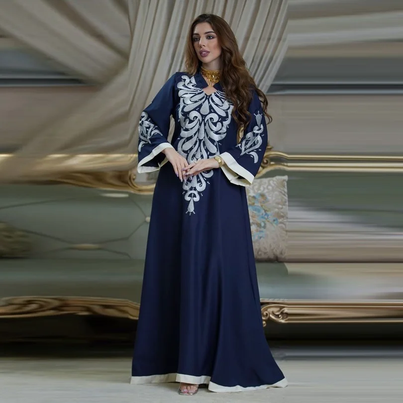 Robe Muslim Abaya Dubai Embroidered Kebaya Dress Long Sleeve Gowns Moroccan Kaftan Islam Oman Ladies Dresses