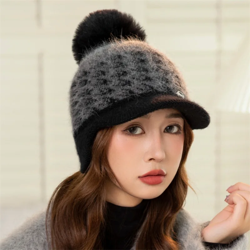 2024 Новая женская шапка в Корейском стиле. Модная шерстяная шляпа с защитой ушей и