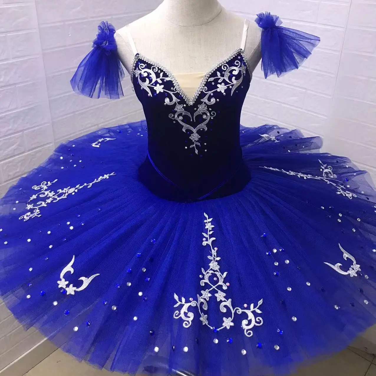 

Simple children's adult ballet dress blue tutu skirt dress simple competition dress performance costume professionally customize