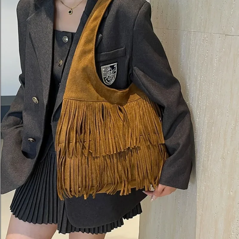 Новинка 2024 сумка через плечо для женщин вместительная флисовая в стиле ретро из