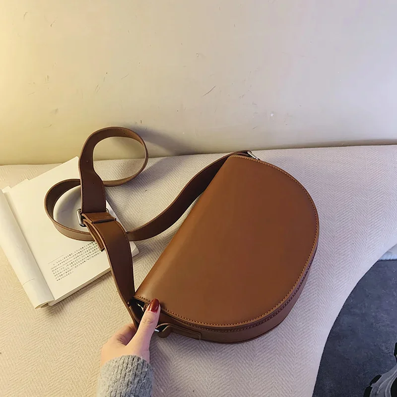 

Women's PU Leather Shoulder Bag Ladies New Travel Fashion Waterproof Crossbody Messenger Cross Body Sling Pack for Female