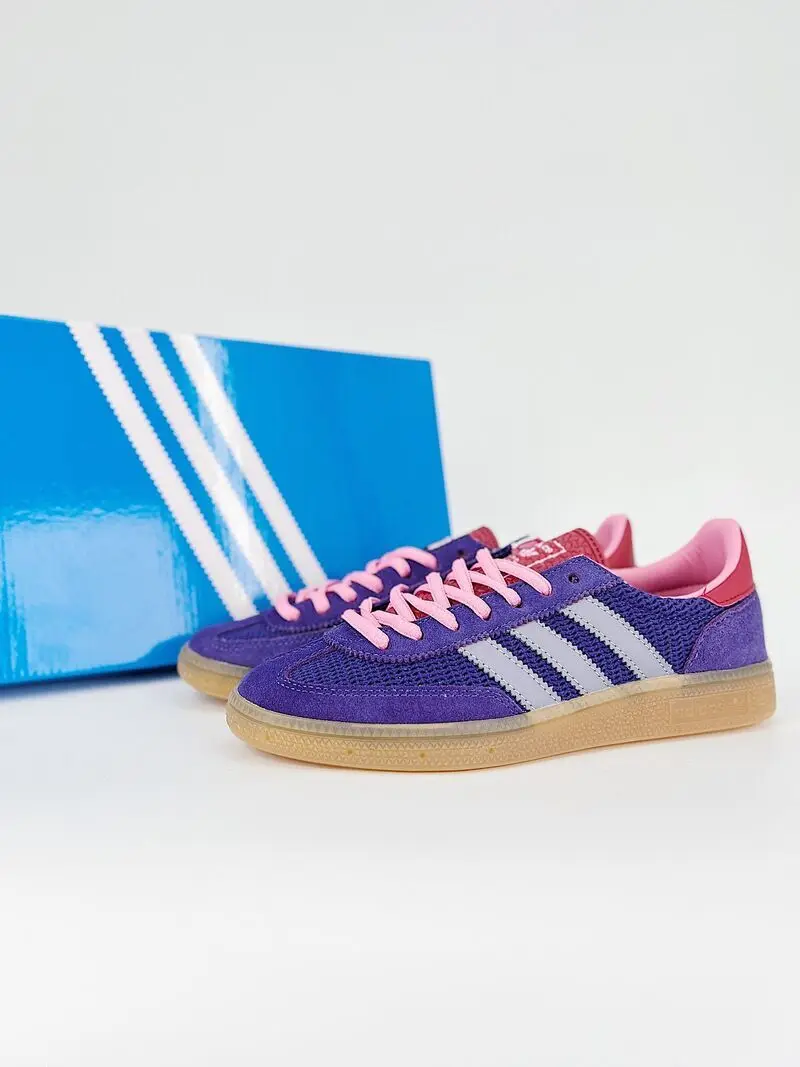 кроссовки Adidas