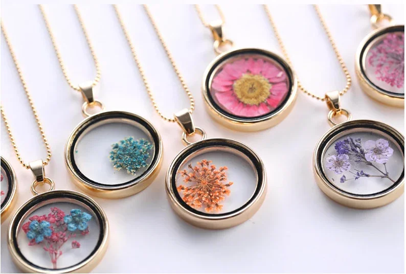 

New Products Hot Selling Fashion Trend Jewelry Korea Long Gold Bead Chain Colorful Round Dried Flower Pendant Necklace Jewelry