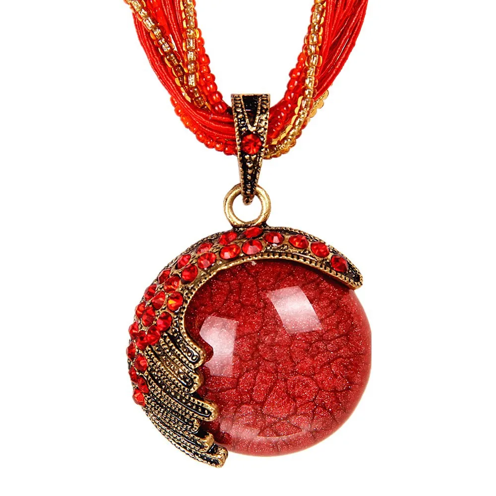 

Moon Bay Amber Stone Pendant Necklace Bohemian Rice Bead String Sweater Chain European Beauty Fashion Necklace Jewelry