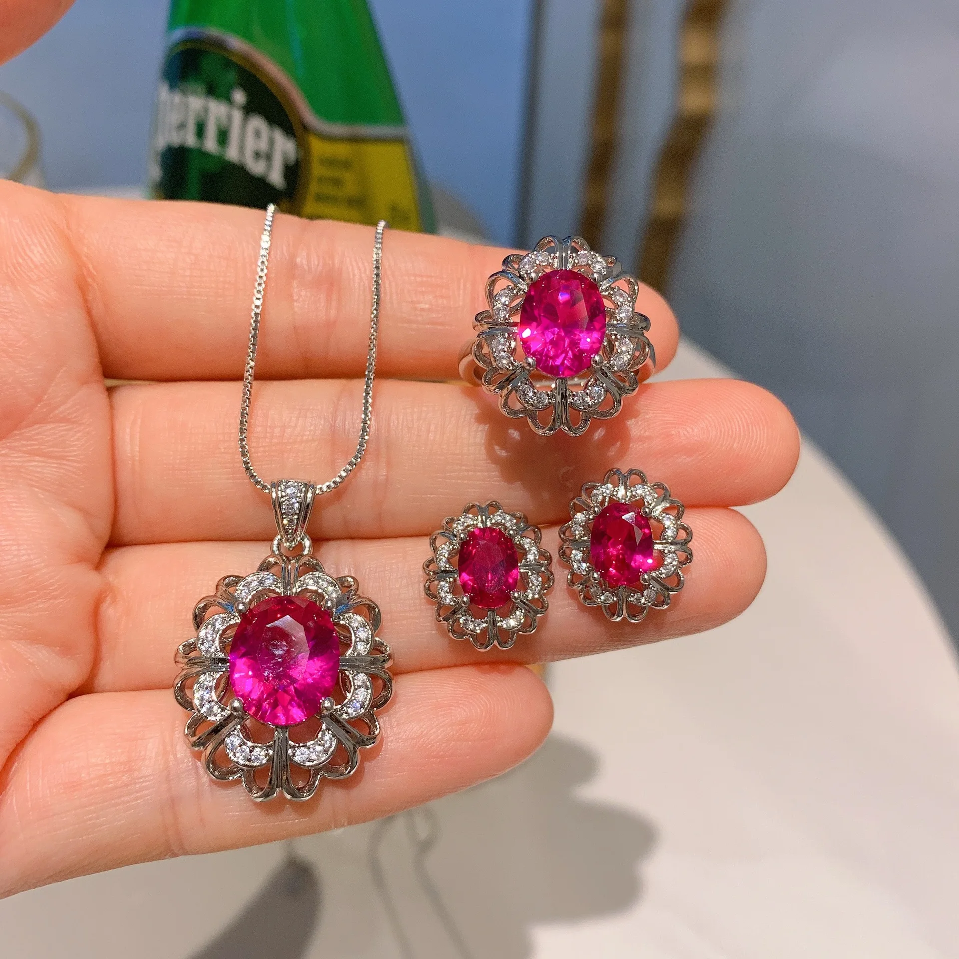 

Elegant Lab Created Ruby Jewelry Sets For Women Pendant Necklace Rings Earrings Female Free Shipping Silver Alloy Gift Luxury