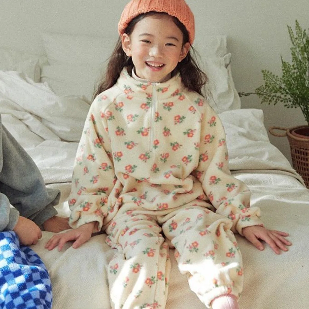 Комплект одежды для малышей на весну и осень мальчиков девочек стоячий воротник