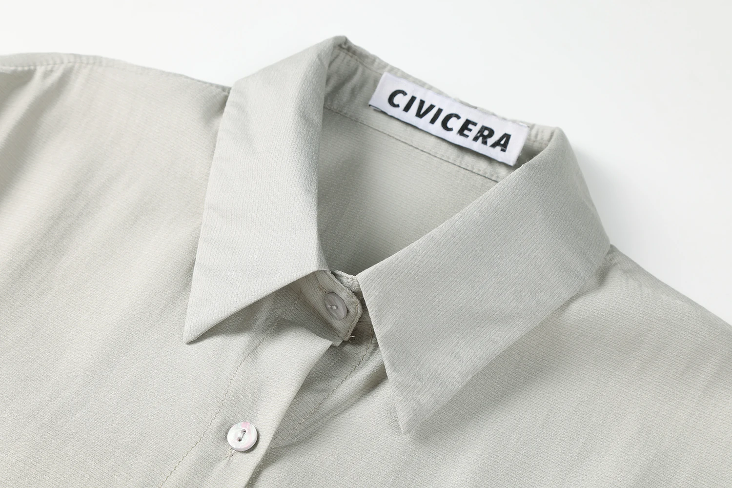 Рубашка Civicera Design Sense с разрезом сзади короткая женская летняя Тонкая