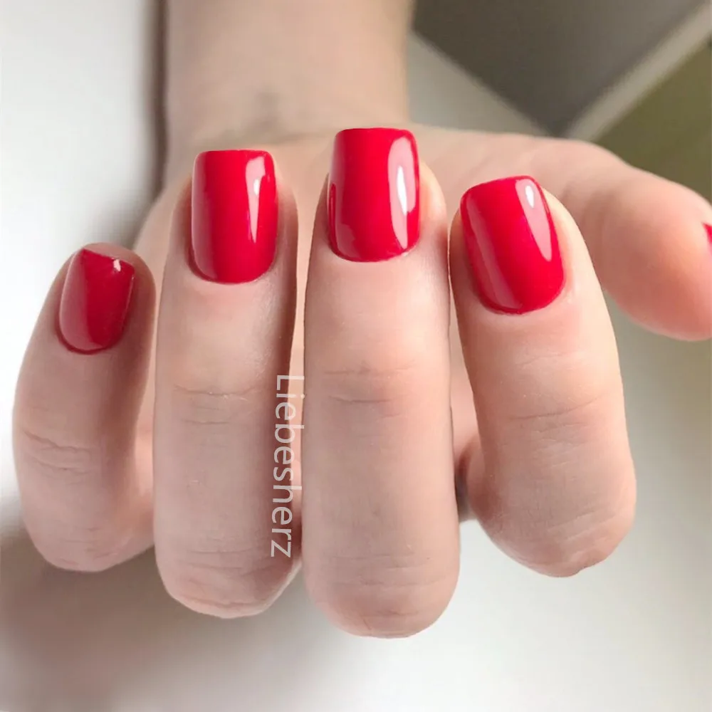 

24Pcs Shiny Red Short Square Fake Nail With Jelly Glue Sticker Artificial Press On False Nails DIY Full Cover Tip Manicure Tool