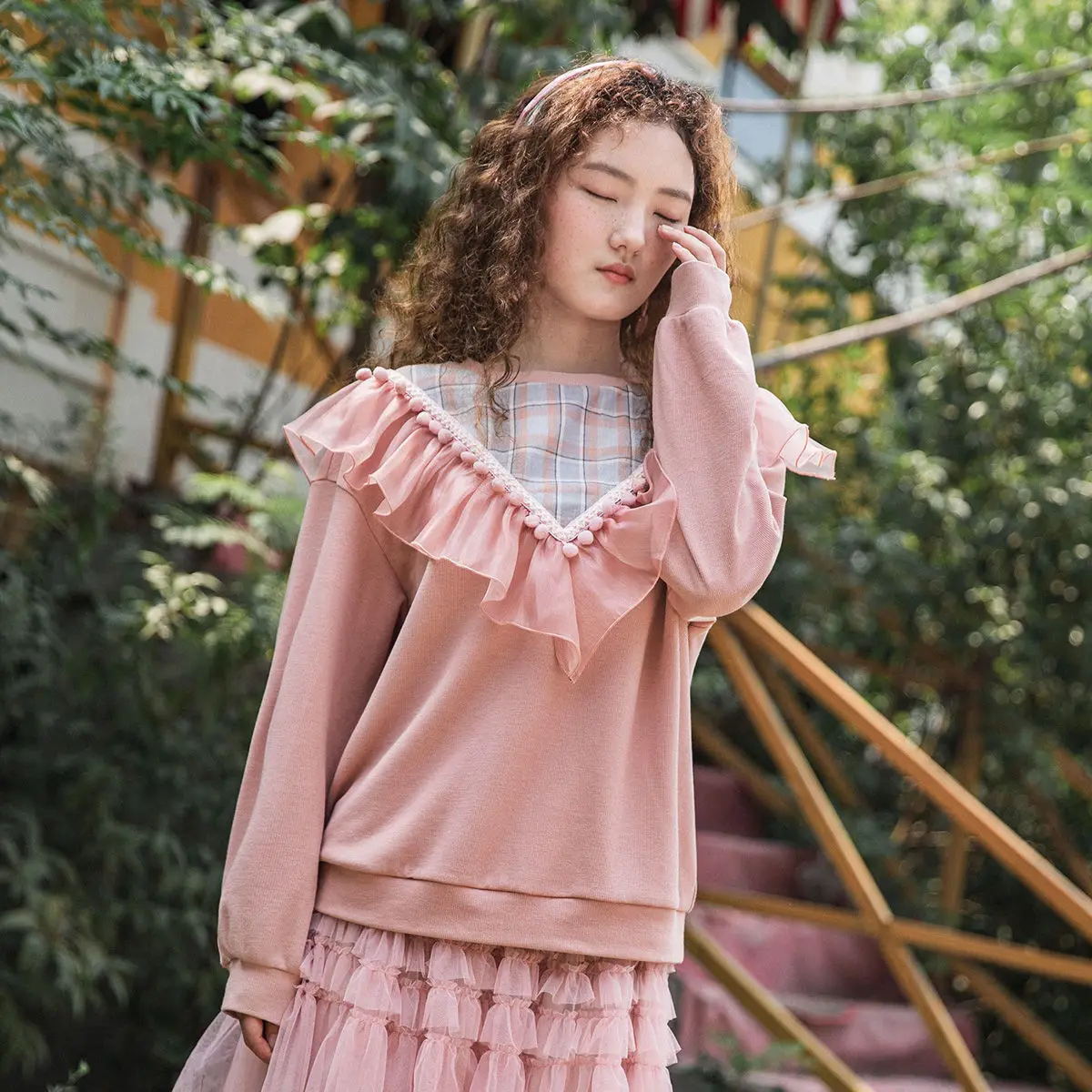 

2022 Autumn New Princess Tops Plaid Stitching Round Neck Mori Fashion Sweater Women All-match Boutique Clothing Simple Style