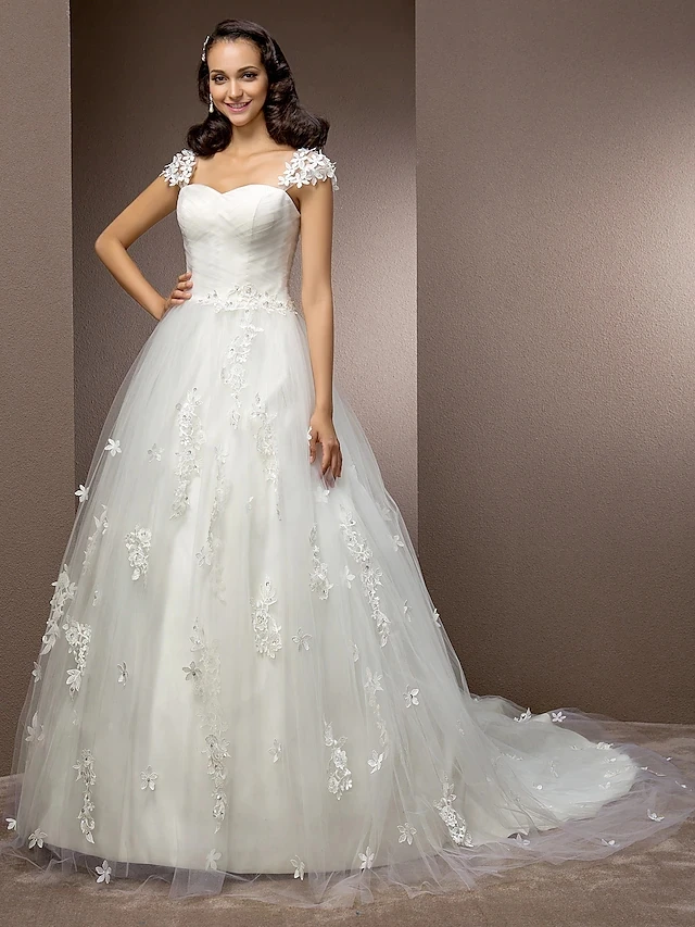 

Elegant Wedding Dresses Square Neck Court Train Tulle Short Sleeve Bridal Dress with Ruched Beading Flower for Women