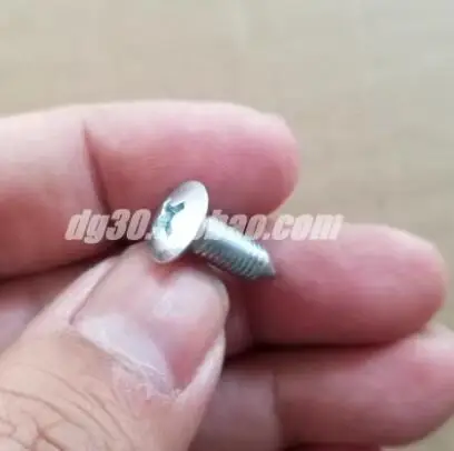 Винт OUTLANDER LANCER ASX L200 крышка для солнцезащитного козырька MF205654