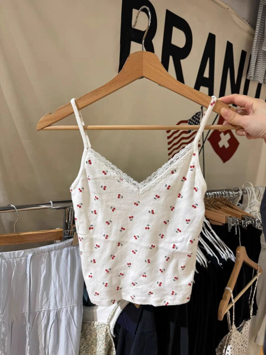 Женский укороченный топ с кружевной отделкой и V-образным вырезом без рукавов