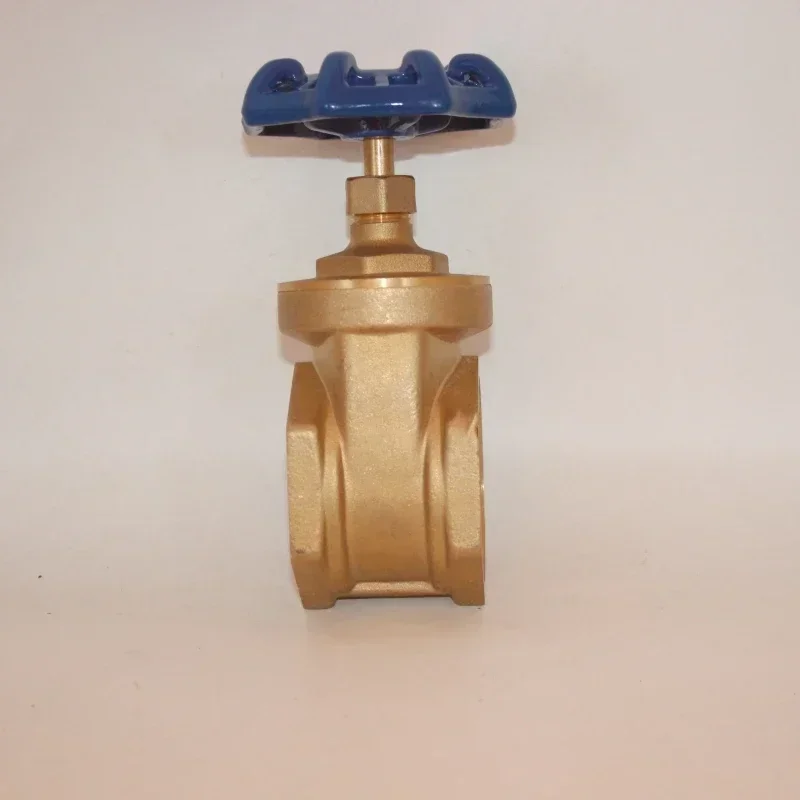 Горячие продажиГорячие продажиVanne à eau manuelle en laiton avec filetage NPT 2 po