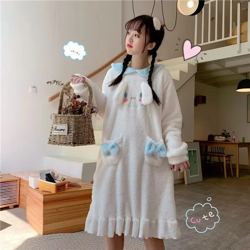 

Женская фланелевая ночная рубашка с мультяшным принтом, свободный размер, юбка, одежда для сна, женская одежда для сна в стиле будуарь с длин...