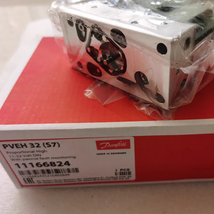 Оригинальный электронный модуль управления Danfoss PVEH32(S4) 157B4033 пропорциональный