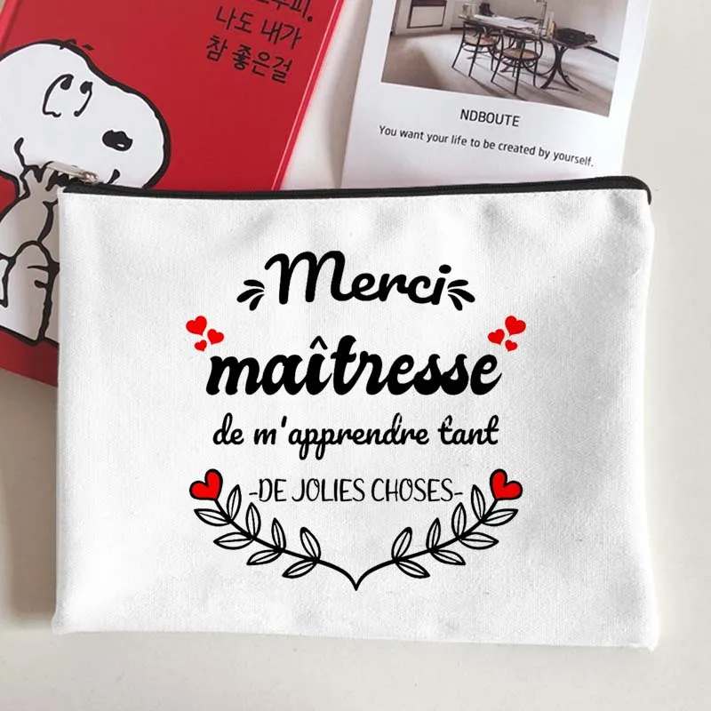 Женская косметичка с рисунком Спасибо хозяйке белый чехол для косметики Женский