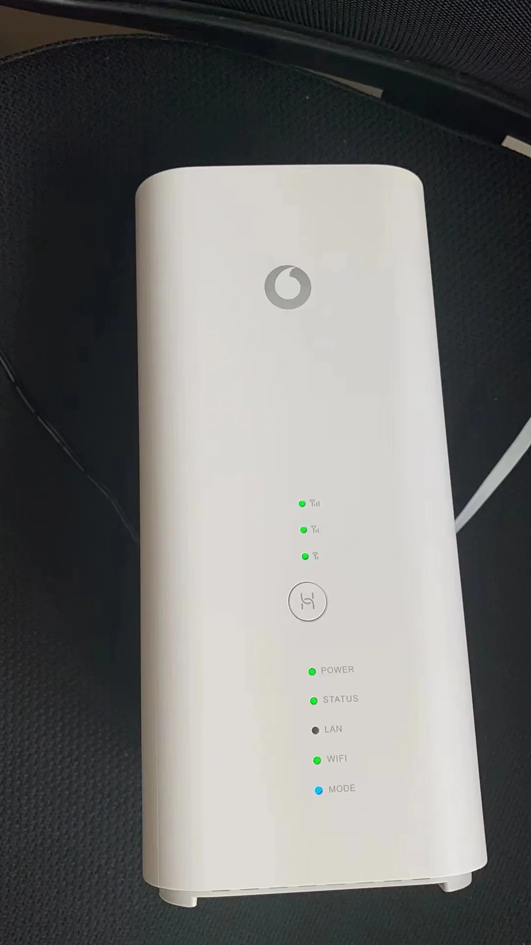 Разблокированный маршрутизатор Huawei B818-263 LTE CAT19 4G B1/3/5/7/8/20/26/28/32/38/40/41/42/43