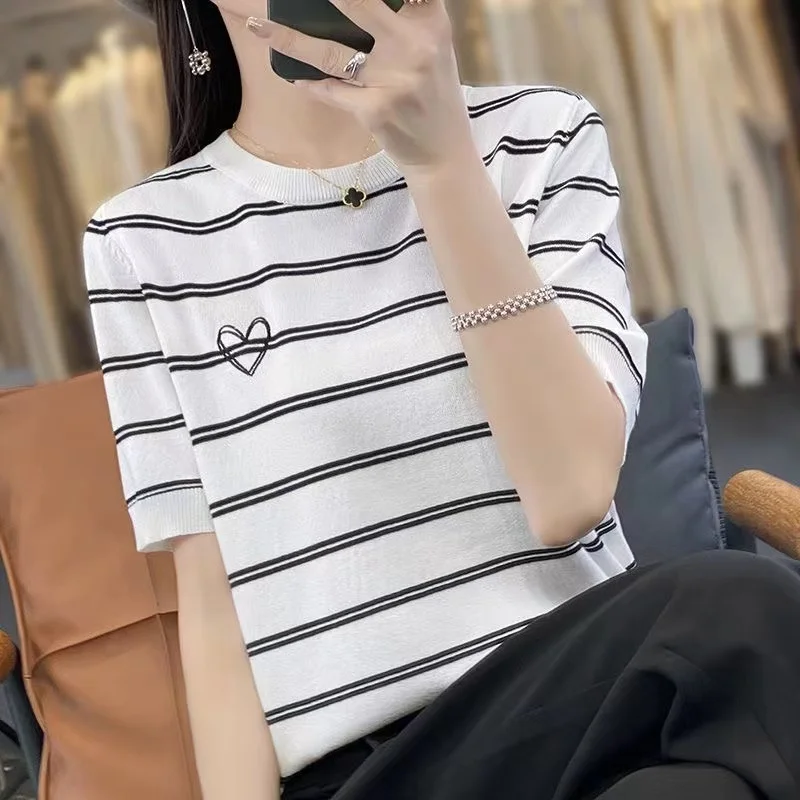 Новая летняя футболка из ледяного шелка в черную полоску с короткими рукавами и