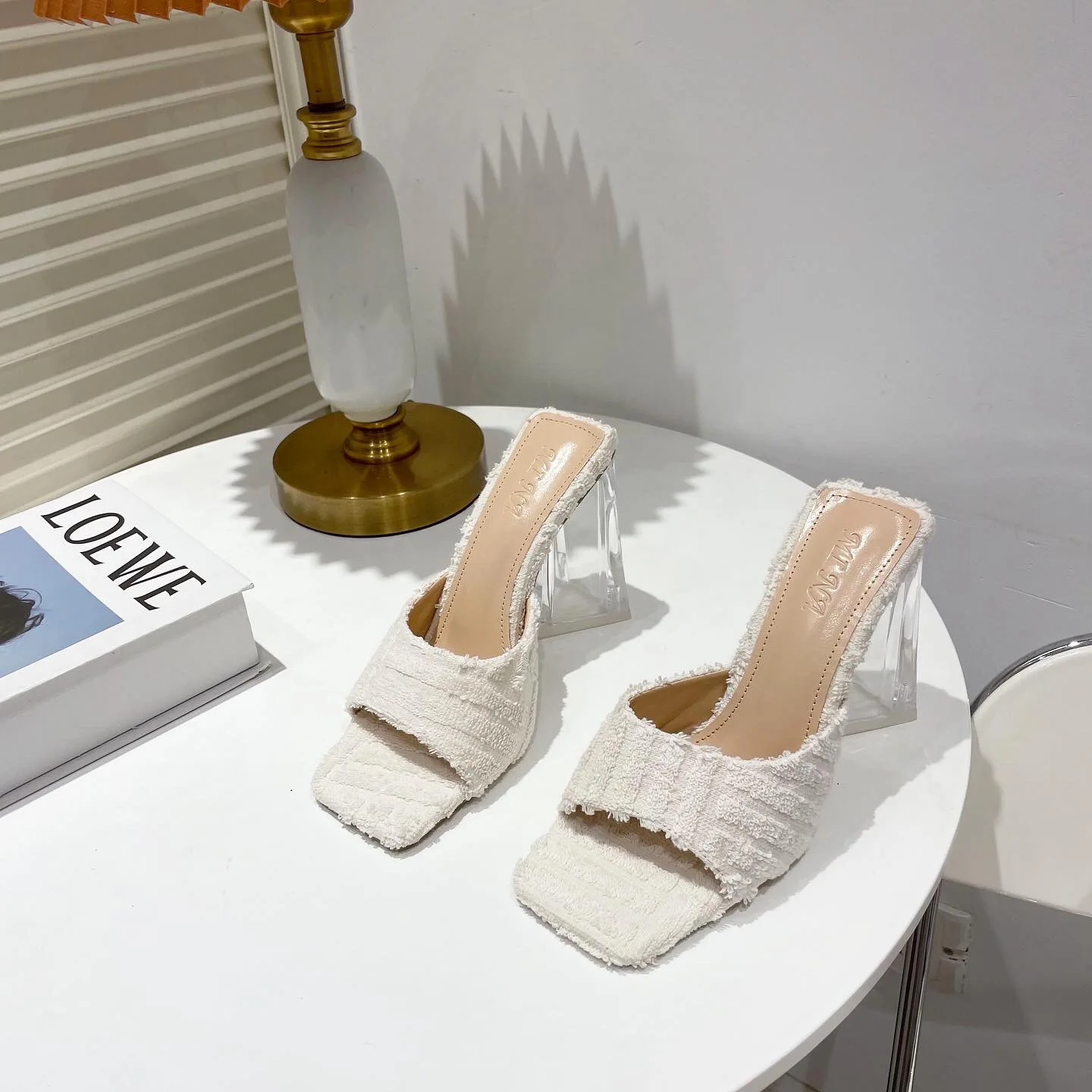 

2022 Spring New Transparent Heel Women's Slippers Chunky Heels High Heels One Word Strap Sandals