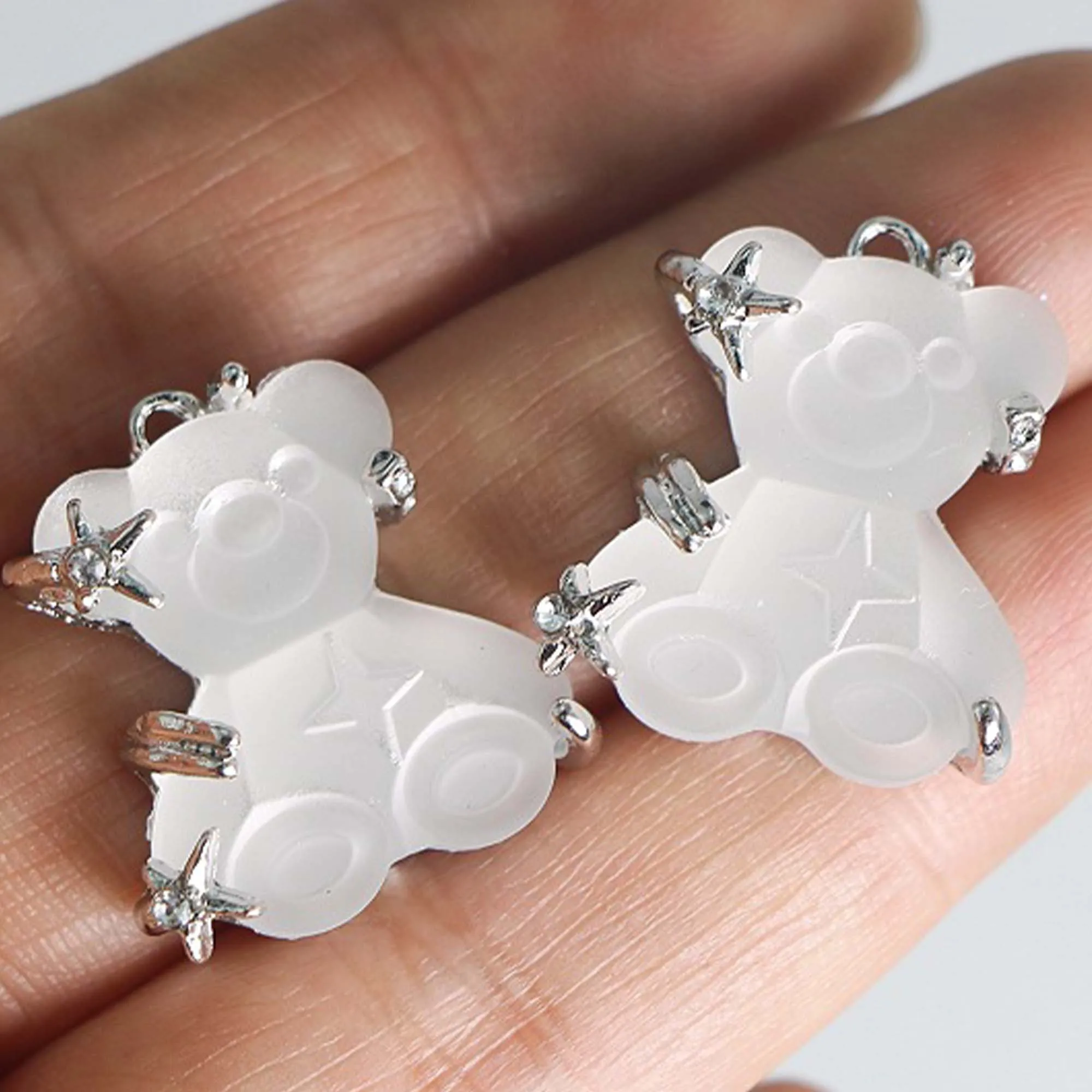 2PCS/Lot Matte Frosted Cute Bear Charm for Men and Women Necklace Bracelet Cell Phone Keychain Jewelry Pendant DIY Accessories