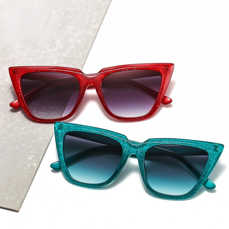 

2022 New Cat Eye Sunglasses Women Men Fashion Luxury Vintage Cateye Color Lens PC Frame Sexy Party Black Sunglasses UV400