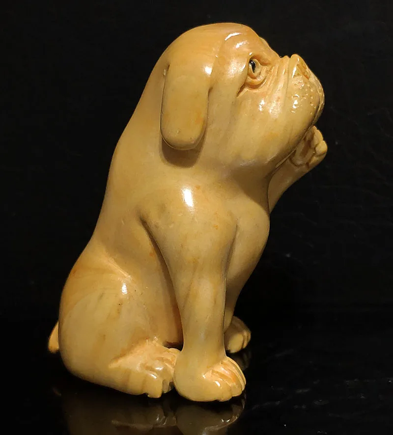 

Q4297 - 2" Hand Carved Japanese Boxwood Netsuke : Bulldog Dog