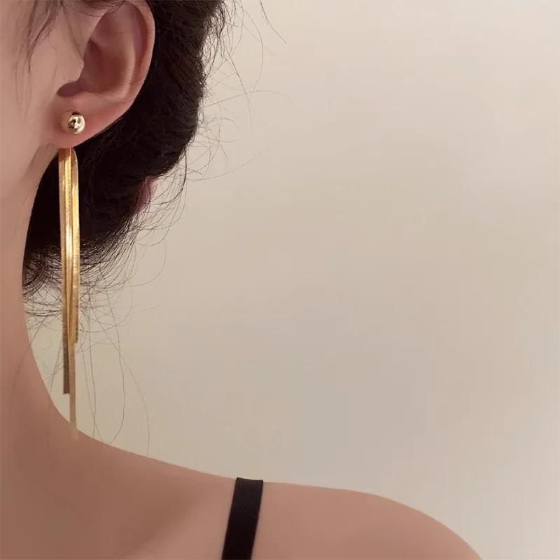 

Fashion Statement Earring Snake Bone Chain Earrings For Women Evening Party Light Luxury Tassel Earings