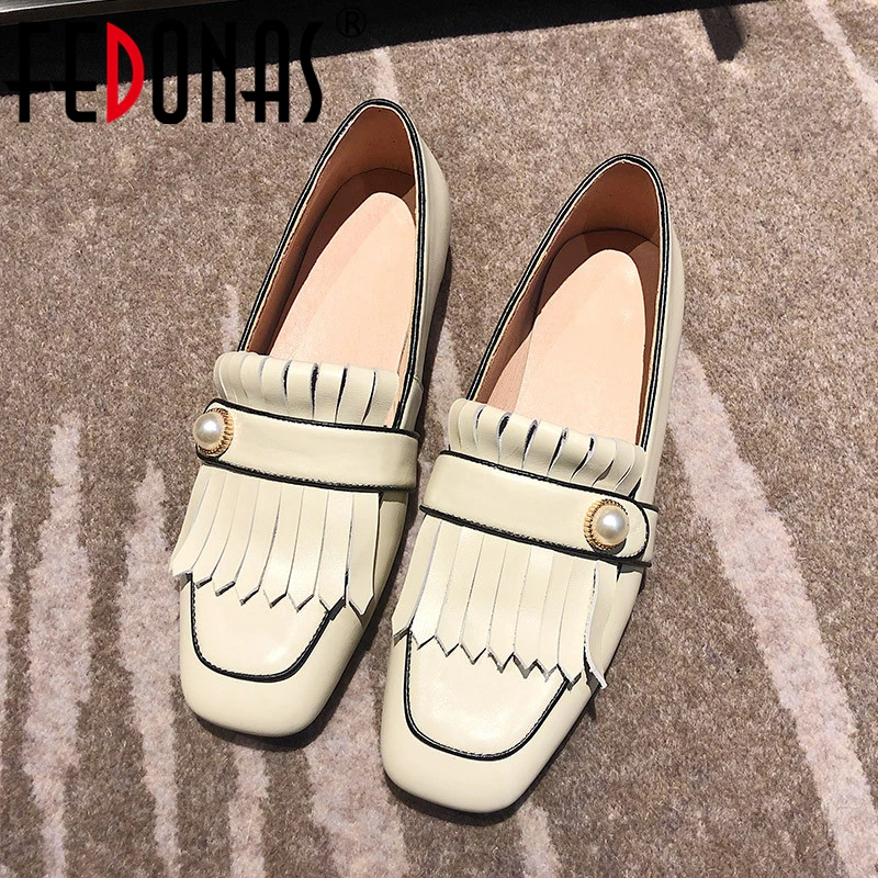 

Женские офисные туфли FEDONAS, желтые туфли из натуральной кожи на плоской подошве с украшением из жемчуга, обувь на лето 2021