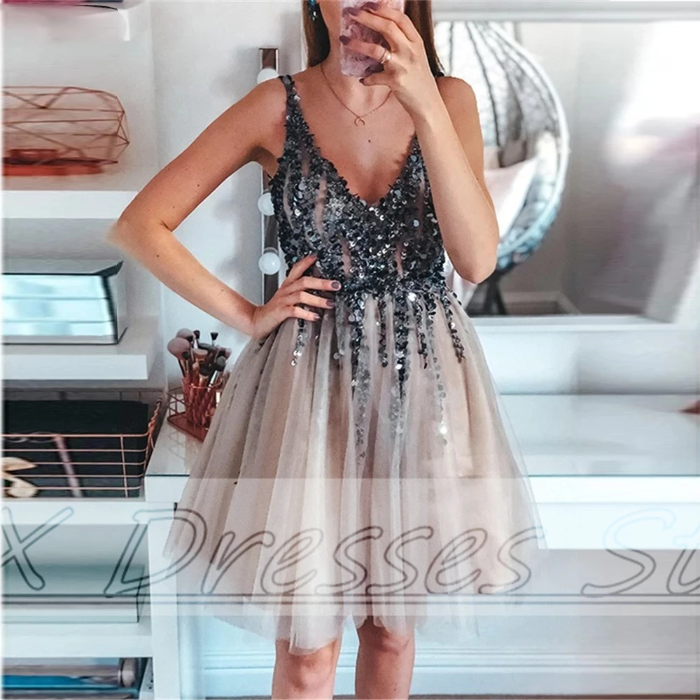 

QX Dress Store Sexy Formal Evening Dress Women's A-Line Sleeveless V Neck Homecoming Cocktail Dresses Sequined Short Party Gown