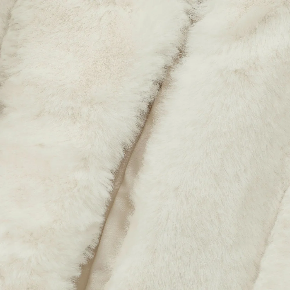 Ueteey  Autumn and Winter Popular Imitation Fur Short Round Neck Women Fashion New Jackets Top Girl