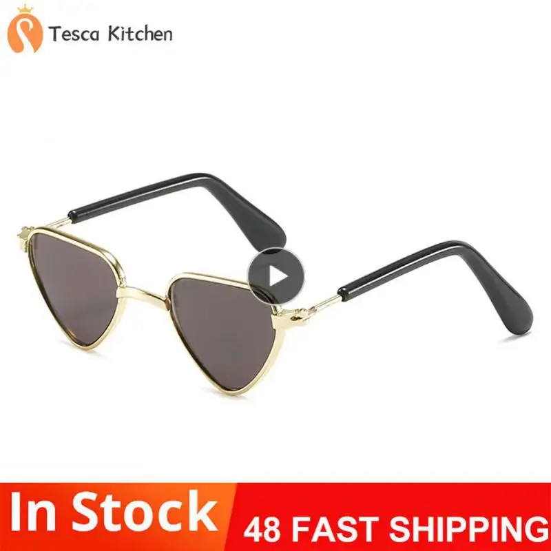 

Metal Sunglasses Mini Windproof Pet Glasses Love Shape Pet Sunglasses