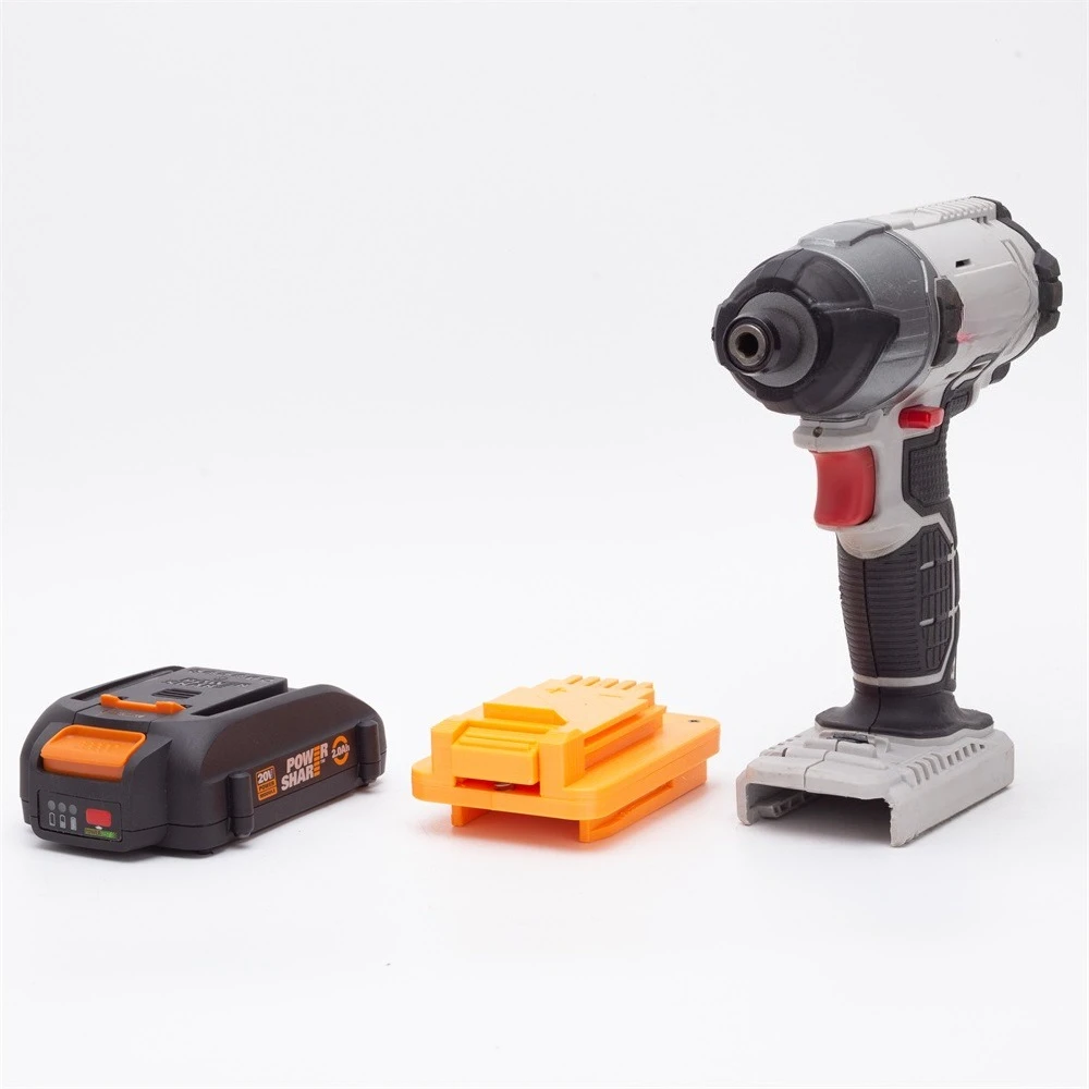 Фото Адаптер-переходник для аккумуляторов Worx 20V 6pin на инструменты Porter Cable/Black+Decker/Stanley 20V (инструменты и аккумуляторы в комплект не входят) №3