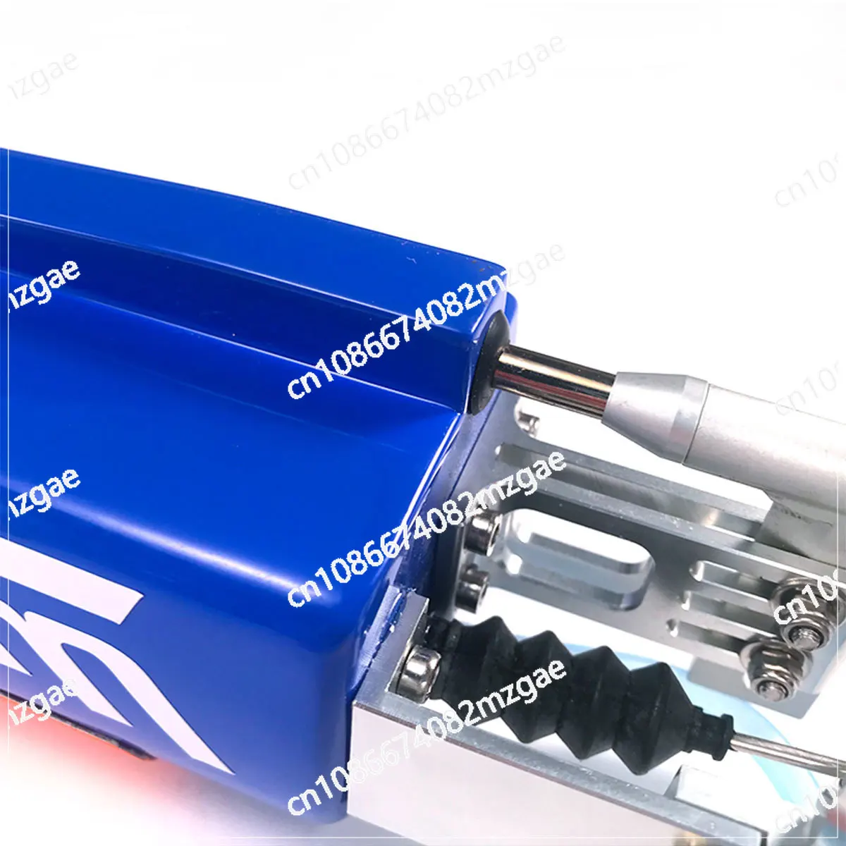 TFL 1138 бесщеточная электрическая радиоуправляемая лодка Blue Arrow Outrigger из