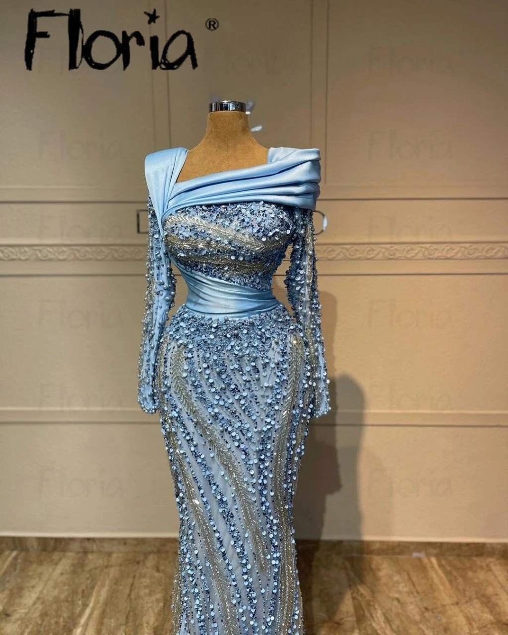 Голубое вечернее платье по индивидуальному заказу с блестками и свадебные