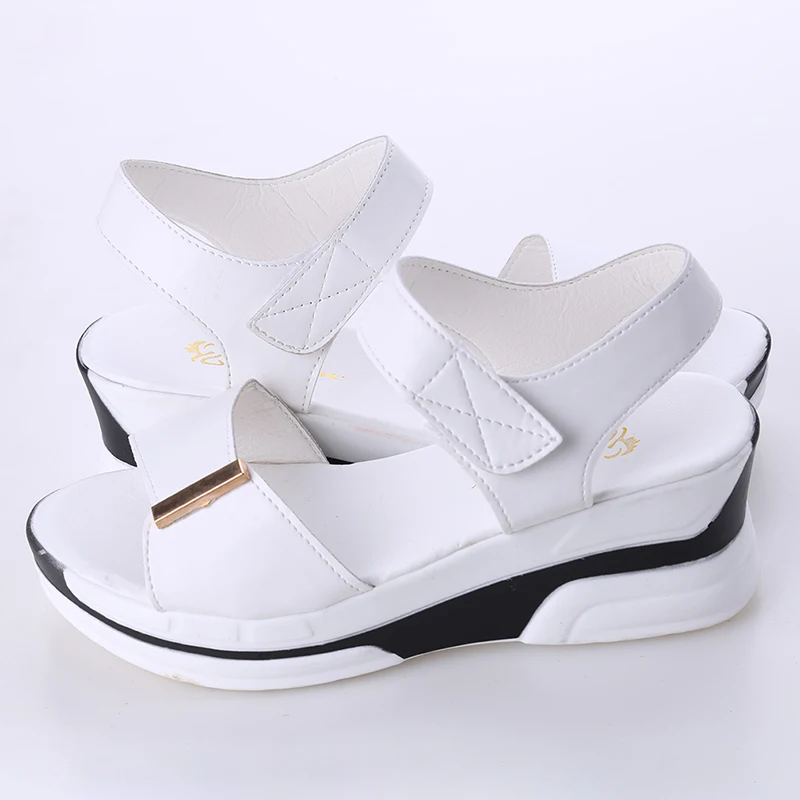 2022 женская обувь летняя фотообувь Женская пляжная на высоком каблуке сандалии |