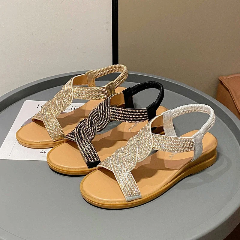 Женские босоножки на танкетке золотистые сандалии-гладиаторы среднем каблуке