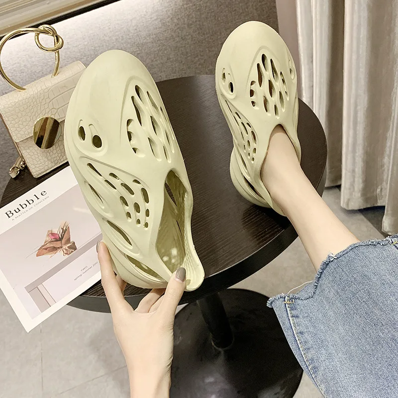 

high quality Light Weight Men Sandals Summer Cool Footwear Jelly Shoes EVA Beach Shoes Non-Slip Soft Bottom Sandalias Hombre