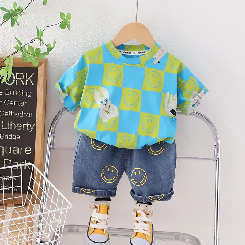 

Летняя одежда для маленьких мальчиков от 18 до 24 месяцев, футболки с коротким рукавом и мультяшным принтом, топы и джинсовые шорты, детские спортивные костюмы