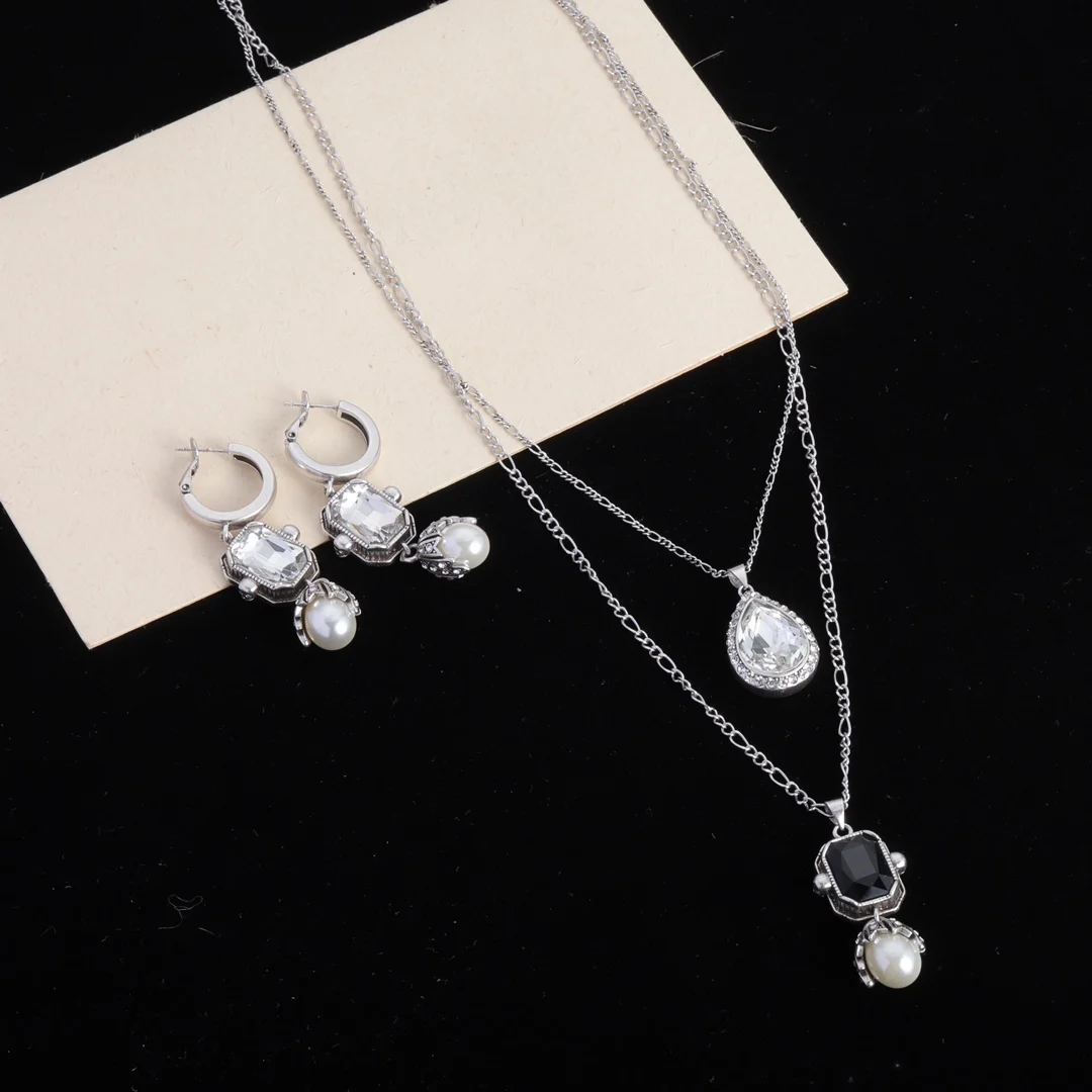 

Personality exquisite fashion punk style pearl earring necklace