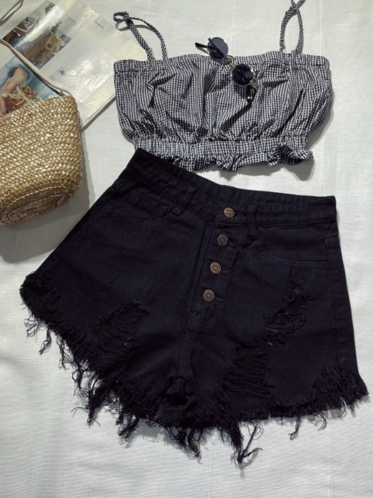 Женские джинсовые шорты ZCWXM на пуговицах с дырками лето 2022 необработанными