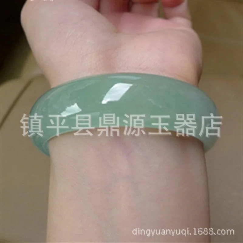 Изумрудный ледяной цвет зеленый нефритовый браслет Женский кварцевый оптовая