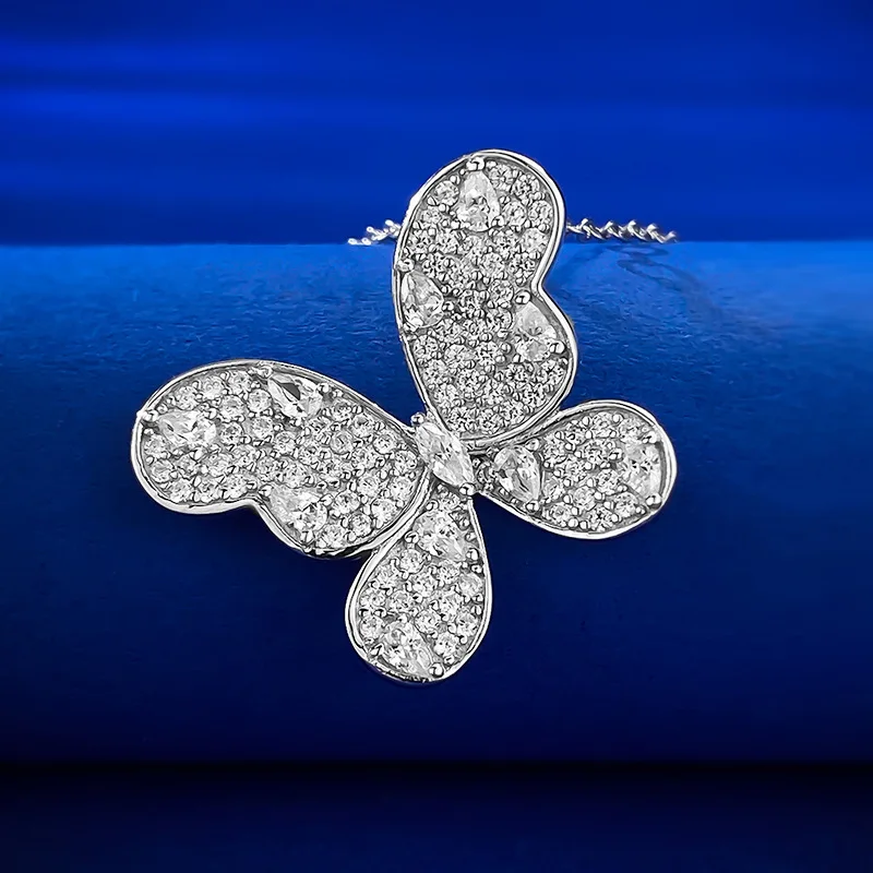 Женский кулон в виде бабочки из серебра 925 пробы 45 + 5