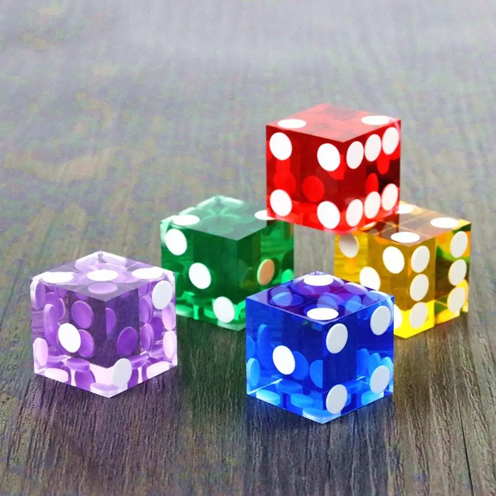 

19mm Casino Dice with Razor Edges and Matching Serial Numbers Clear Translucent D6 Royal Craps