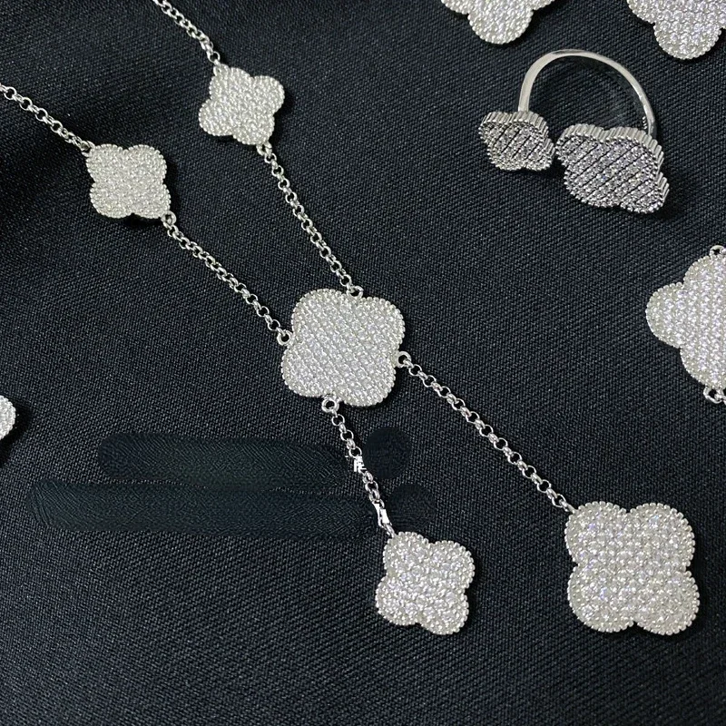 MDLFES Moissan Diamond Style Versa Seiko Полный бриллиант Четырехлистный цветок Ожерелье Серьги с