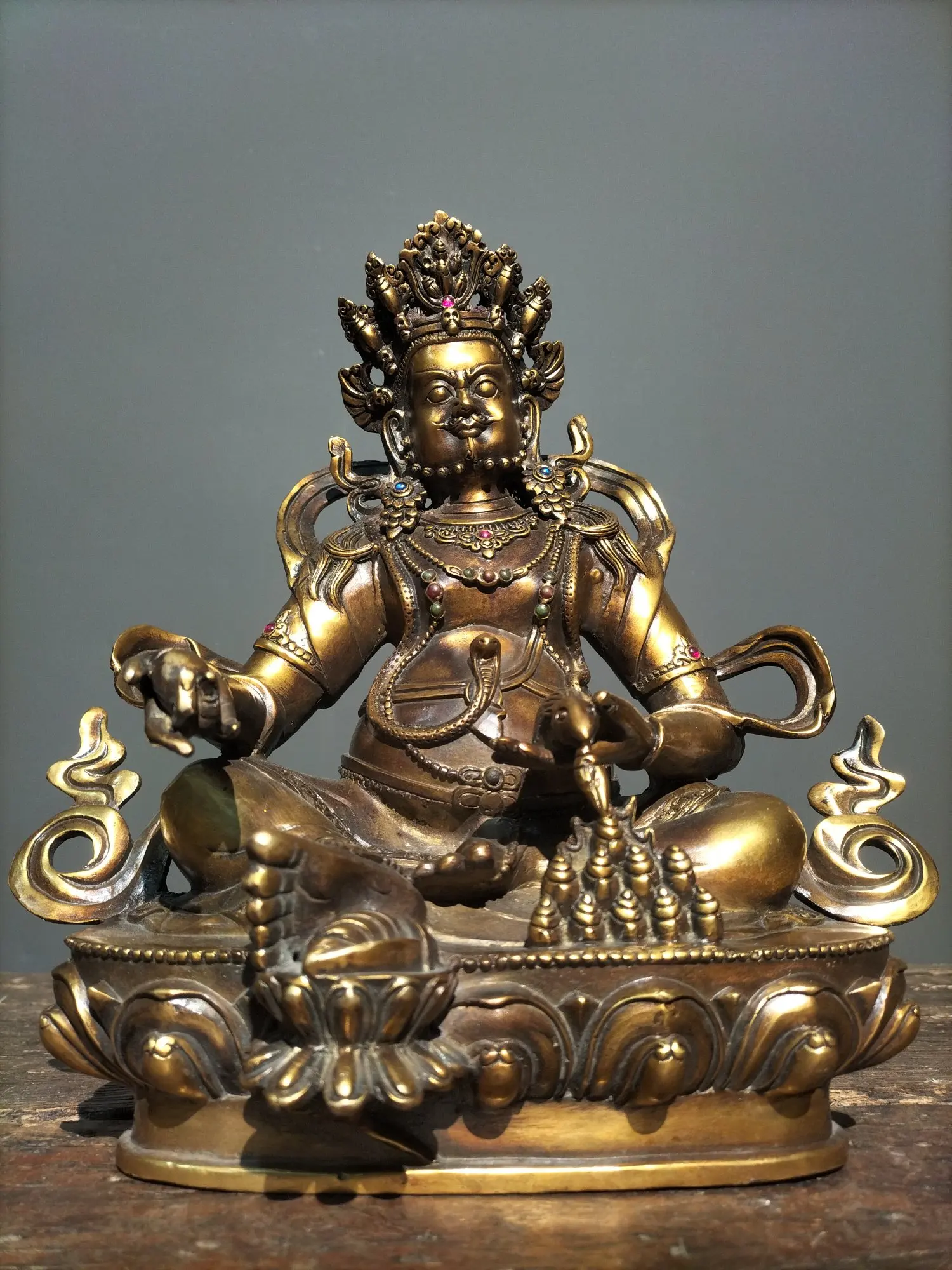 Ornament Beautifully patterned Old Tibetan gilt bronze Buddha statue inlaid with gemstones styled chic Exquisite gift Collection