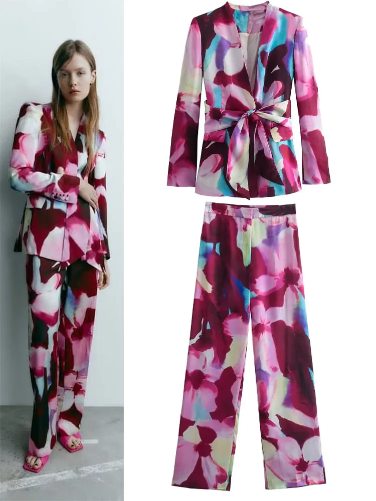 

Новая женская одежда для ранней осени без лацканов с поясом с бантом шелковая атласная текстура костюм пиджак с принтом + прямые брюки с выс...